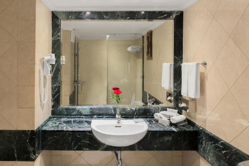 Makkah Millennium Towers image 13