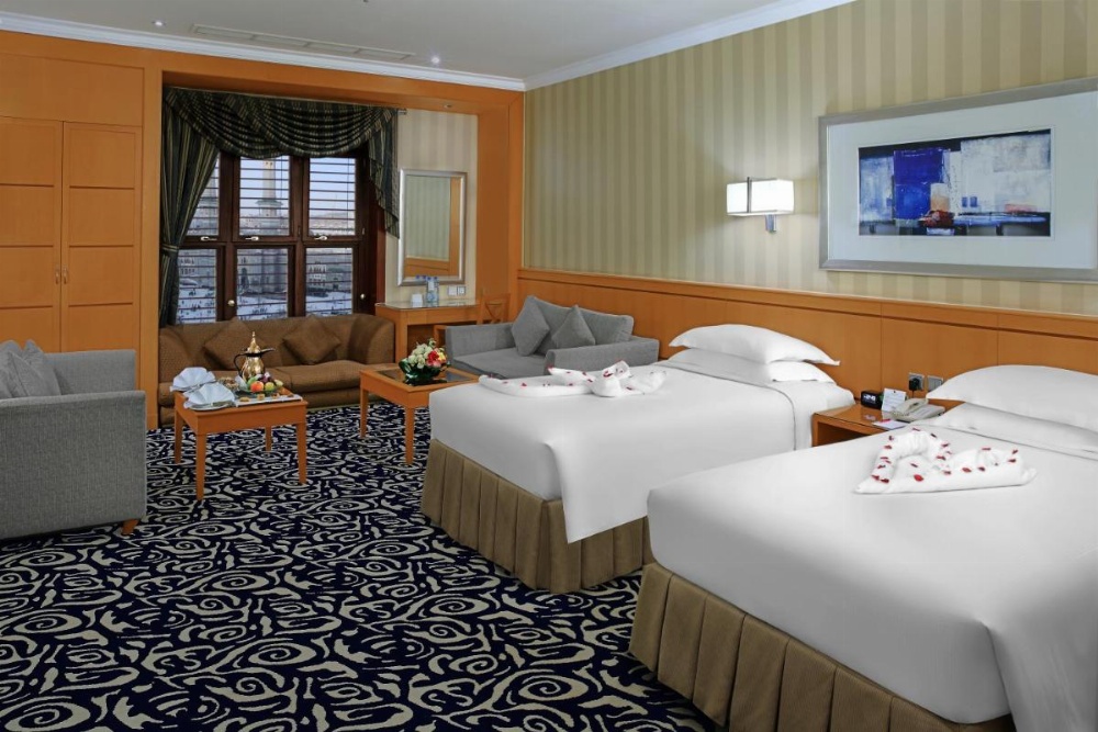 Deluxe Room Partial Haram View with Two Twin Beds